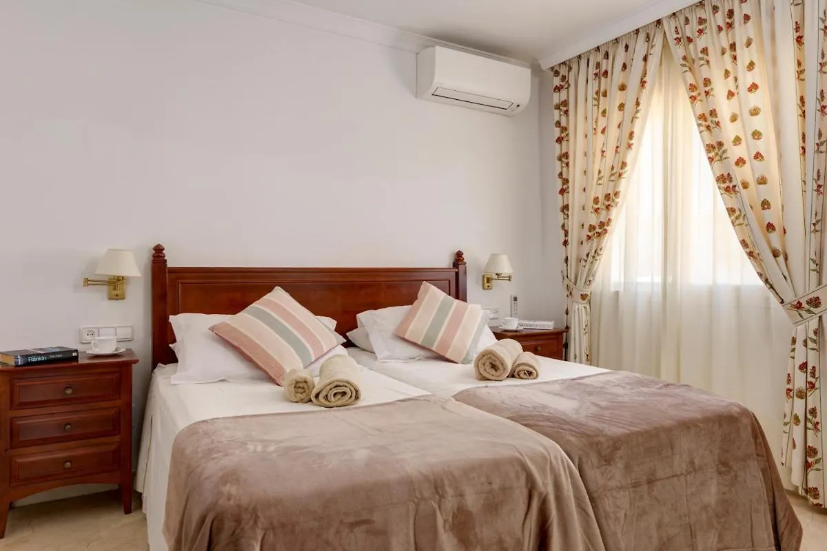 Coto Paz Dos Villa Fuengirola